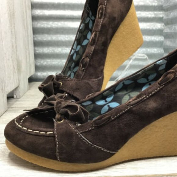 BC Footwear Brown Suede Wedge Moccasin Heels Size 9 - Picture 1 of 5
